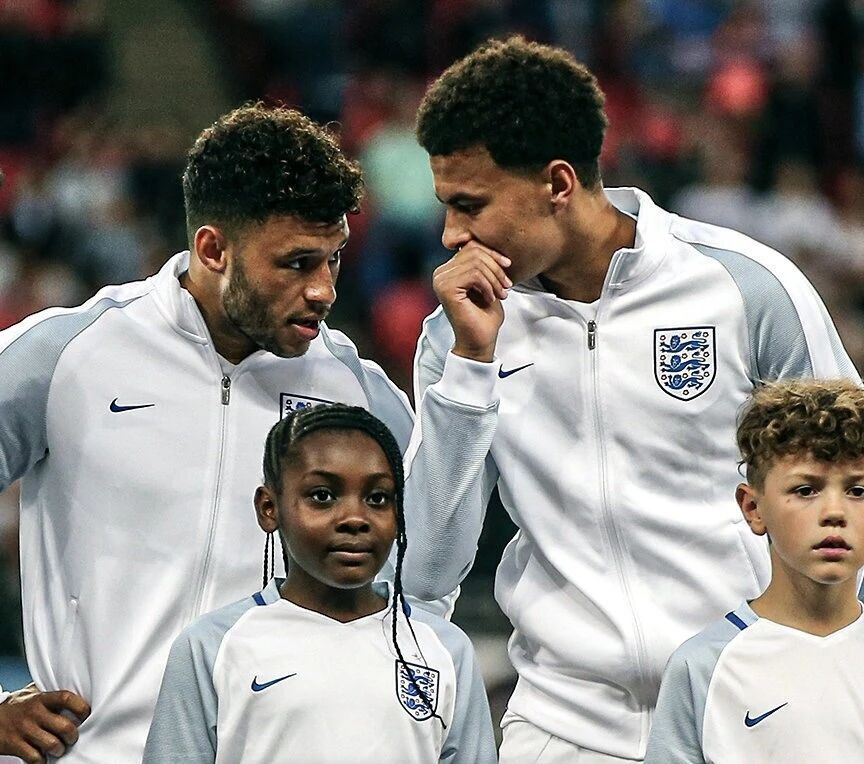 踢球的渴望, 的邀约 踢球的渴望, 的邀约