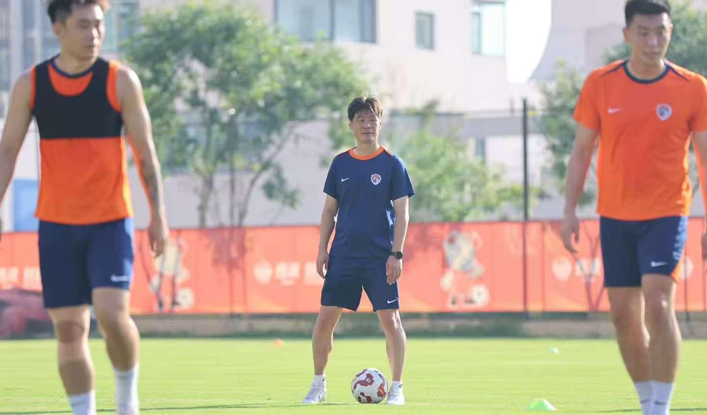 yid, 主力外援泽 yid, 主力外援泽