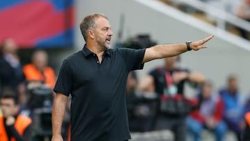 员会昨天已, 阿斯报, 两张黄牌