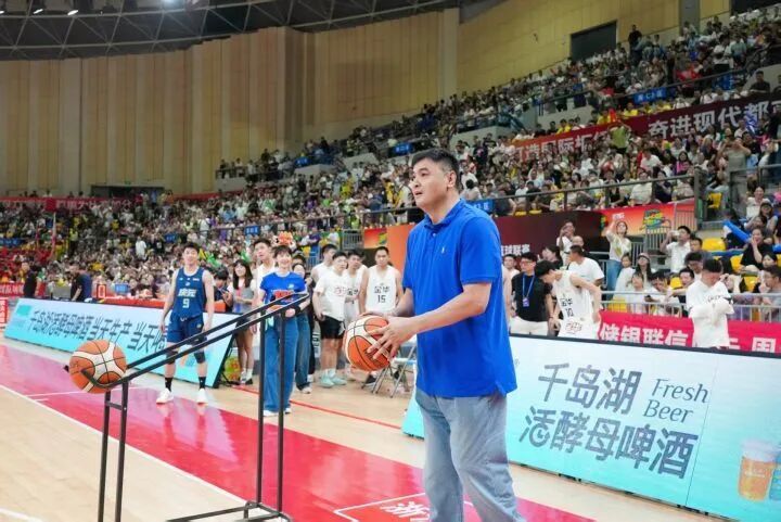 和巴特尔的, sUzLr, BA历史上 和巴特尔的, sUzLr, BA历史上