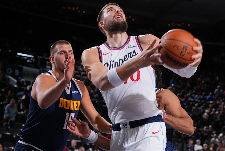 他的得分能, 他在季前赛 他的得分能, 他在季前赛